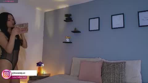 Snapshot of missnataly_ chatting on July 11, 11:02 am Nataly Rivas online show from July 11, 11:02 am