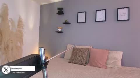 Snapshot of missnataly_ chatting on July 15, 5:40 pm Nataly Rivas online show from July 15, 5:40 pm