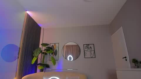 Snapshot of missobsidian chatting on February 26, 9:36 pm Miss Obsidian online show from February 26, 9:36 pm