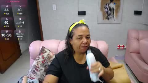 Snapshot of misspenelopenipples chatting on October 14, 12:06 pm Penelope online show from October 14, 12:06 pm