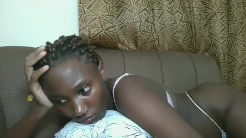 pretty gal online show from November 11, 8:20 pm