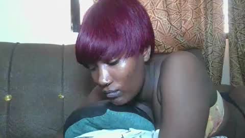 pretty gal online show from January 13, 8:52 am