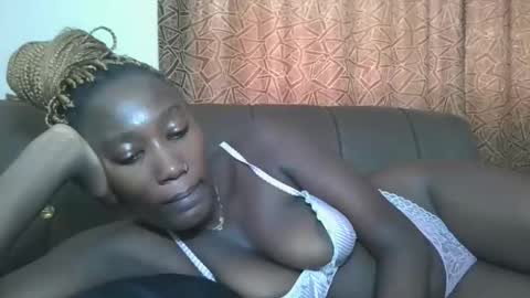 Snapshot of missprettygal chatting on March 14, 8:42 am pretty gal online show from March 14, 8:42 am