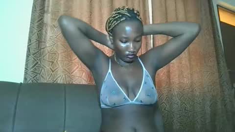 Snapshot of missprettygal chatting on March 16, 8:29 am pretty gal online show from March 16, 8:29 am