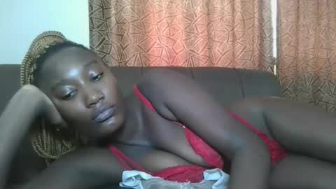 Snapshot of missprettygal chatting on March 19, 1:37 pm pretty gal online show from March 19, 1:37 pm