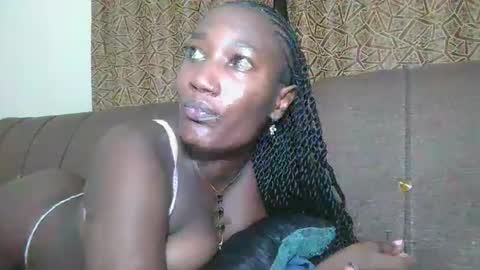 Snapshot of missprettygal chatting on April 3, 7:34 pm pretty gal online show from April 3, 7:34 pm