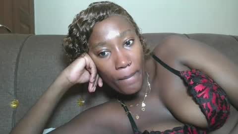 pretty gal online show from June 21, 10:29 am