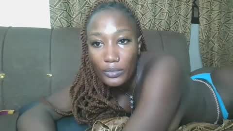 pretty gal online show from July 10, 3:36 pm