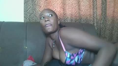 pretty gal online show from July 30, 2:27 pm