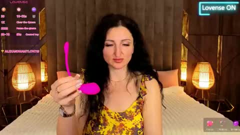 missrossi online show from November 20, 9:14 pm