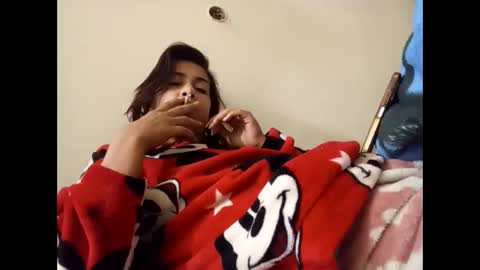 Snapshot of misss_slut chatting on November 25, 12:21 am call me your slut online show from November 25, 12:21 am