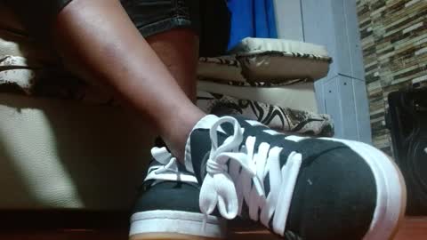 Snapshot of misssam28 chatting on November 27, 4:03 am TELL ME MISS online show from November 27, 4:03 am