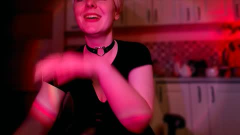 Snapshot of missseverina chatting on October 31, 7:37 pm Severina but you can call me Miss Goddess Pretty online show from October 31, 7:37 pm