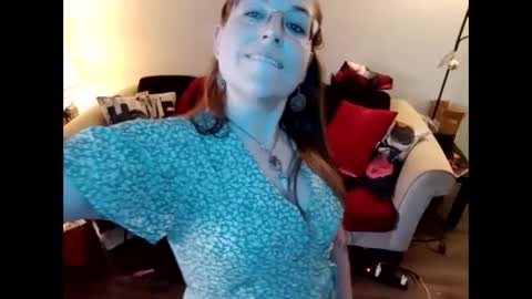 Snapshot of misssexysweet chatting on February 12, 11:09 pm misssexysweet online show from February 12, 11:09 pm