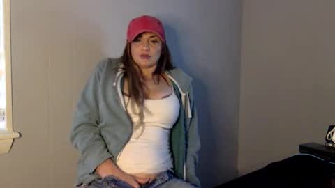 Snapshot of missshutterspeed chatting on November 5, 8:42 pm Wifey online show from November 5, 8:42 pm