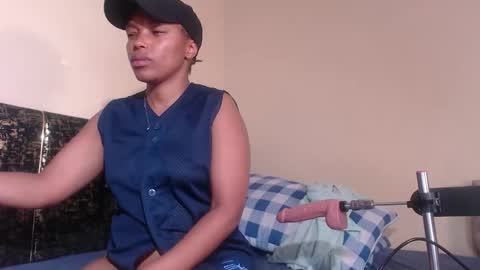 Snapshot of missthighsohmy chatting on January 11, 7:41 pm missthighsohmy online show from January 11, 7:41 pm