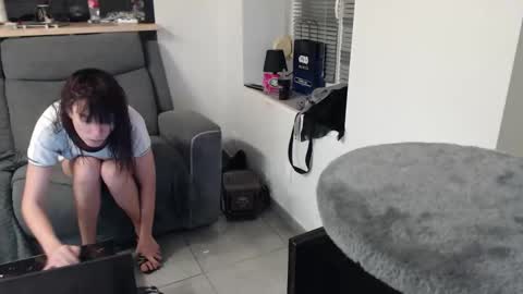 missthon online show from November 24, 3:34 pm