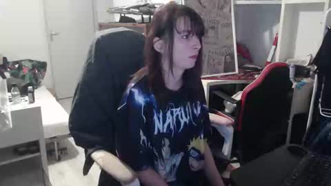 missthon online show from February 20, 2:28 pm