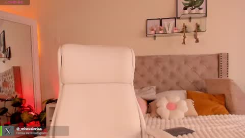 Valeria Davila online show from July 17, 12:56 pm