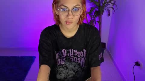 Snapshot of missvenuss chatting on November 9, 7:17 am IG MISSVENUSS1 online show from November 9, 7:17 am