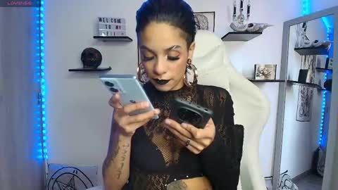 Veronica Rati  online show from April 7, 5:46 pm