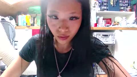 Miss Versatile online show from June 2, 5:37 pm
