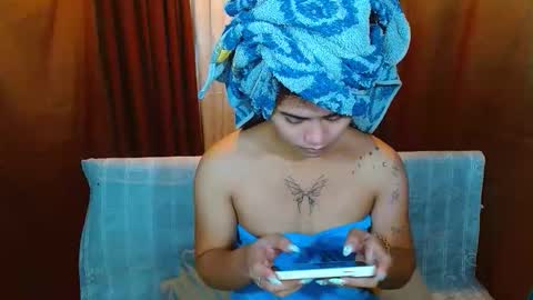 SweetViolet online show from January 16, 11:25 am