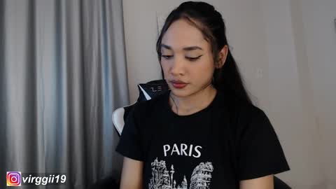 missvirggii online show from November 21, 10:30 pm