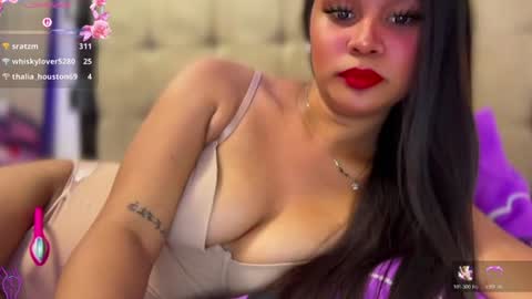 Snapshot of missxthalia697 chatting on July 2, 3:23 am Miss. Thalia online show from July 2, 3:23 am