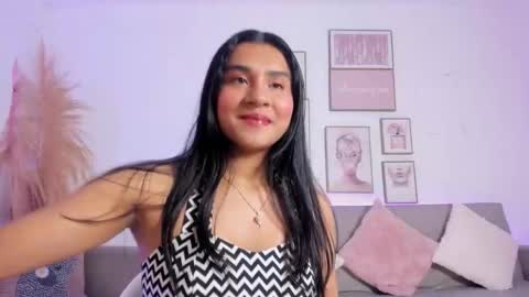 Snapshot of missy_lowe chatting on September 10, 8:09 pm missy_lowe online show from September 10, 8:09 pm