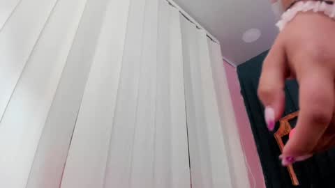 Snapshot of missy_taylor_ chatting on December 9, 10:30 pm Missy online show from December 9, 10:30 pm