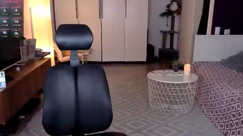 Snapshot of missyourtouch chatting on June 26, 7:29 pm MissYourTouch online show from June 26, 7:29 pm