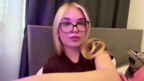 Lucy online show from July 7, 7:56 am