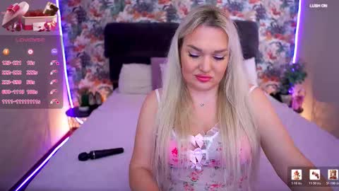 Snapshot of missyymarty chatting on February 3, 8:19 am missyymarty online show from February 3, 8:19 am