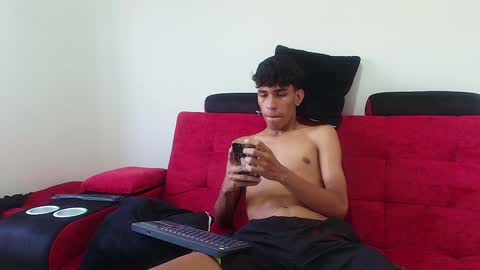 Snapshot of mister_jhonxxx chatting on January 7, 9:35 pm mister_jhonxxx online show from January 7, 9:35 pm