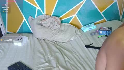 Snapshot of mister_jhonxxx chatting on February 19, 3:38 pm mister_jhonxxx online show from February 19, 3:38 pm