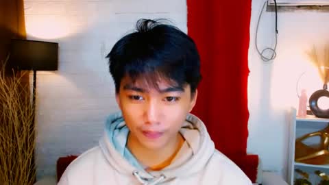 Snapshot of mister_officer chatting on December 2, 6:43 pm SAINT SACHI will make your day online show from December 2, 6:43 pm