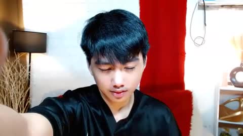 Snapshot of mister_officer chatting on December 3, 2:49 pm SAINT SACHI will make your day online show from December 3, 2:49 pm