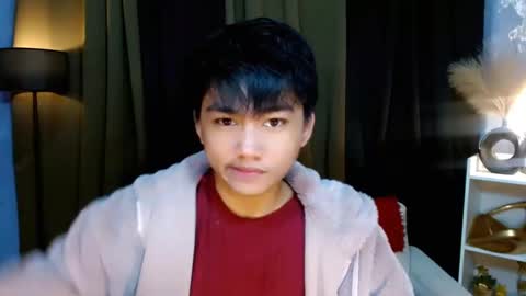 Snapshot of mister_officer chatting on December 9, 9:39 am SAINT SACHI will make your day online show from December 9, 9:39 am