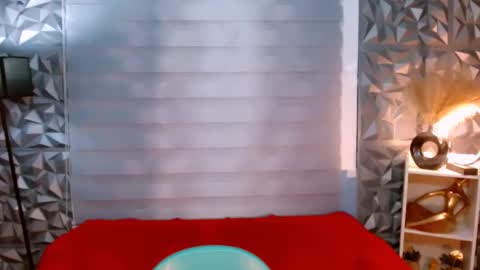 Snapshot of mister_officer chatting on December 11, 3:26 pm SAINT SACHI will make your day online show from December 11, 3:26 pm