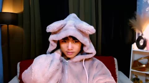 Snapshot of mister_officer chatting on December 13, 5:21 pm SAINT SACHI will make your day online show from December 13, 5:21 pm