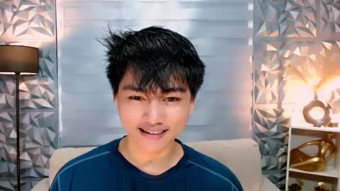 Snapshot of mister_officer chatting on December 15, 1:43 pm SAINT SACHI will make your day online show from December 15, 1:43 pm