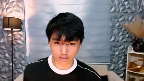 Snapshot of mister_officer chatting on December 19, 5:18 pm SAINT SACHI will make your day online show from December 19, 5:18 pm