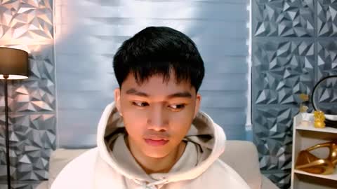 Snapshot of mister_officer chatting on December 26, 12:46 am SAINT SACHI will make your day online show from December 26, 12:46 am