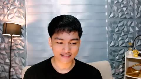 Snapshot of mister_officer chatting on December 29, 10:25 pm SAINT SACHI will make your day online show from December 29, 10:25 pm