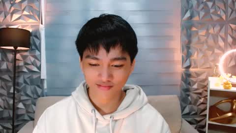 Snapshot of mister_officer chatting on January 19, 2:17 pm SAINT SACHI will make your day online show from January 19, 2:17 pm