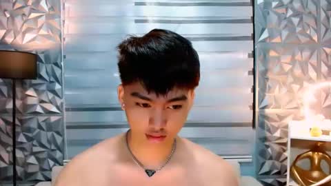 Snapshot of mister_officer chatting on February 5, 4:36 pm SAINT SACHI will make your day online show from February 5, 4:36 pm