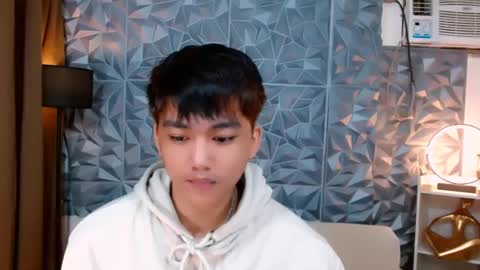 Snapshot of mister_officer chatting on February 17, 2:31 am SAINT SACHI will make your day online show from February 17, 2:31 am