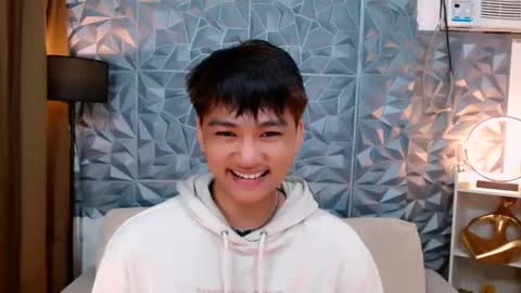 Snapshot of mister_officer chatting on February 18, 2:16 am SAINT SACHI will make your day online show from February 18, 2:16 am