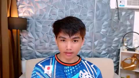 Snapshot of mister_officer chatting on March 2, 8:16 am SAINT SACHI will make your day online show from March 2, 8:16 am